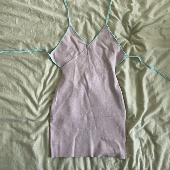 White Fox Lavender tie mini dress size medium - Picture 1 of 6